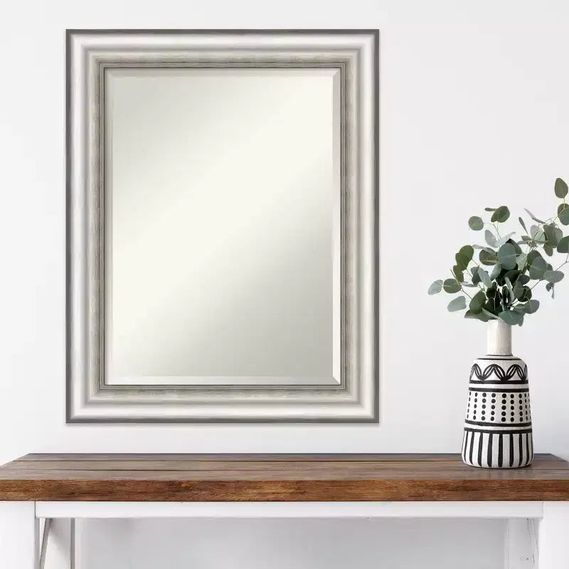 Specchio da Parete Rettangolare con Bordo Smussato con Cornice 23" x 29" – Argento