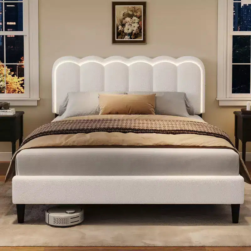 Letto a piattaforma moderno imbottito con testiera a petalo